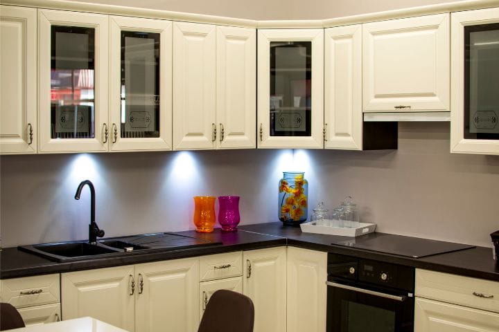 kitchen cabinets painting